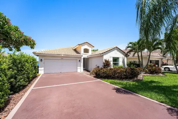 3724 Coco Lake Drive, Coconut Creek, FL 33073