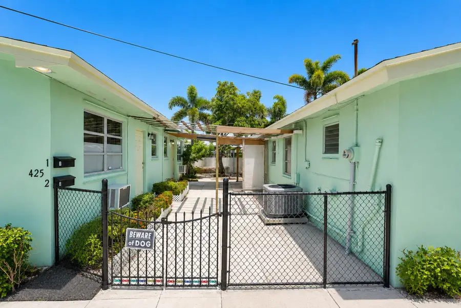 425 Churchill Road, West Palm Beach, FL 33405 - #2