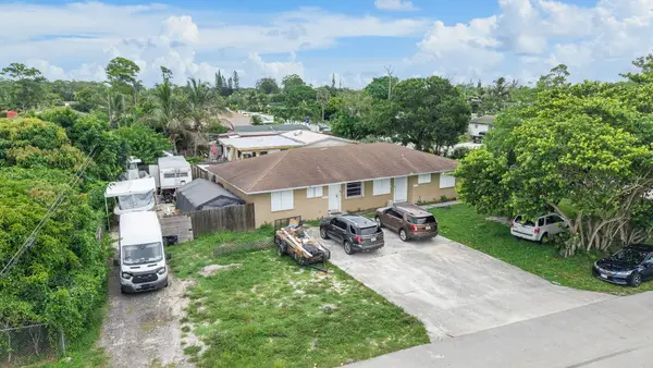 5735 Kumquat Road, West Palm Beach, FL 33413