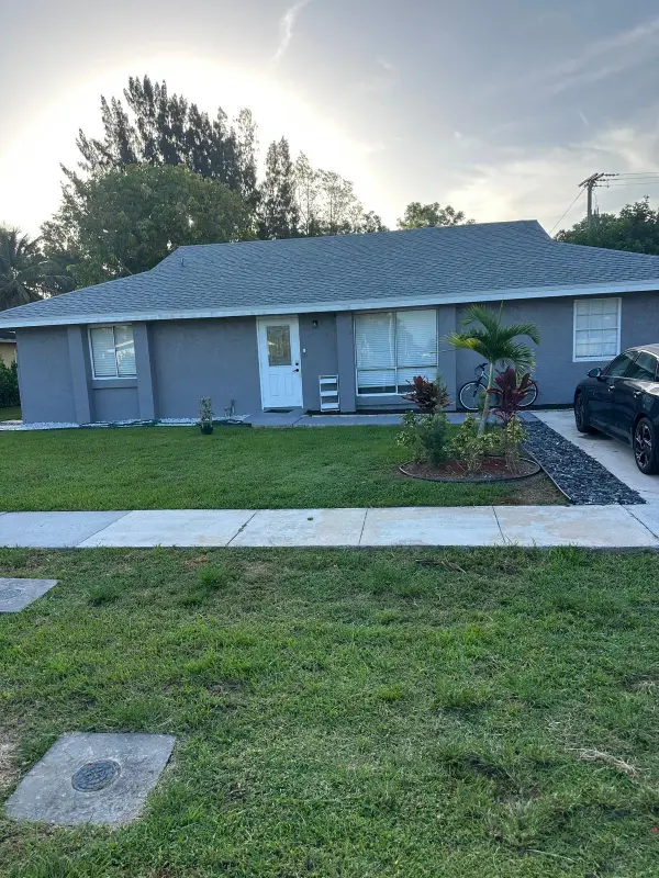 880 Camellia Drive, Royal Palm Beach, FL 33411