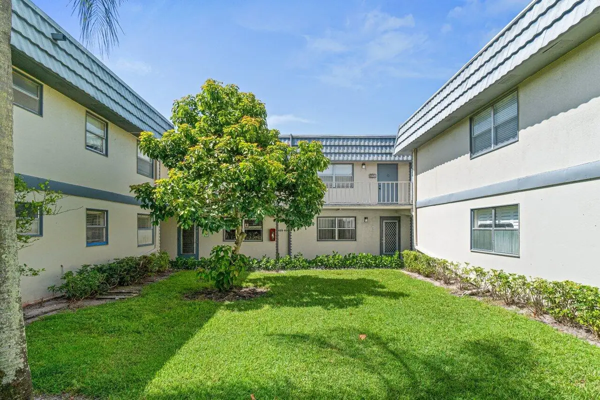 690 Brittany O, Delray Beach, FL 33446 - #1