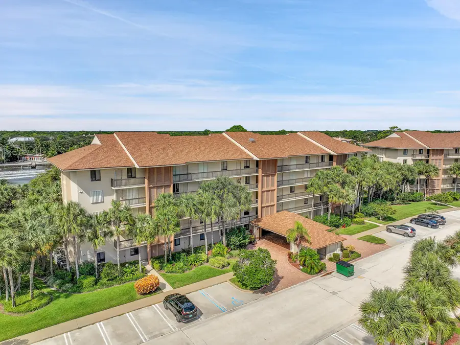 2001 Marina Isle Way #203, Jupiter, FL 33477 - #3