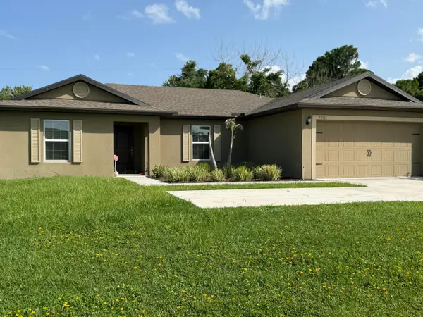 2916 SE Melaleuca Boulevard, Port St Lucie, FL 34952