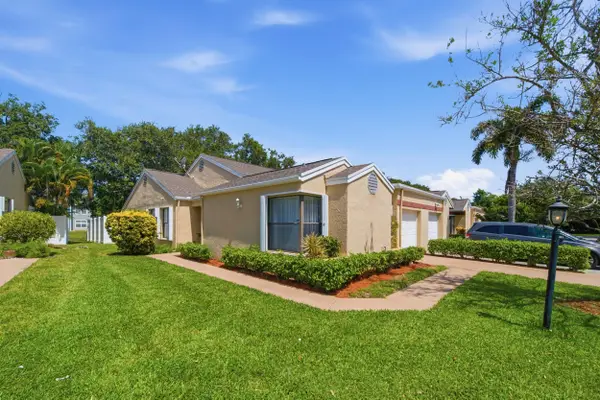 4561 Discovery Lane #13, West Palm Beach, FL 33417