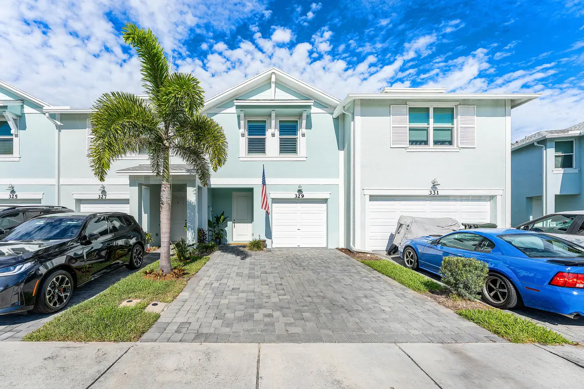 329 SE Halifax Lane, Stuart, FL 34994 - #1