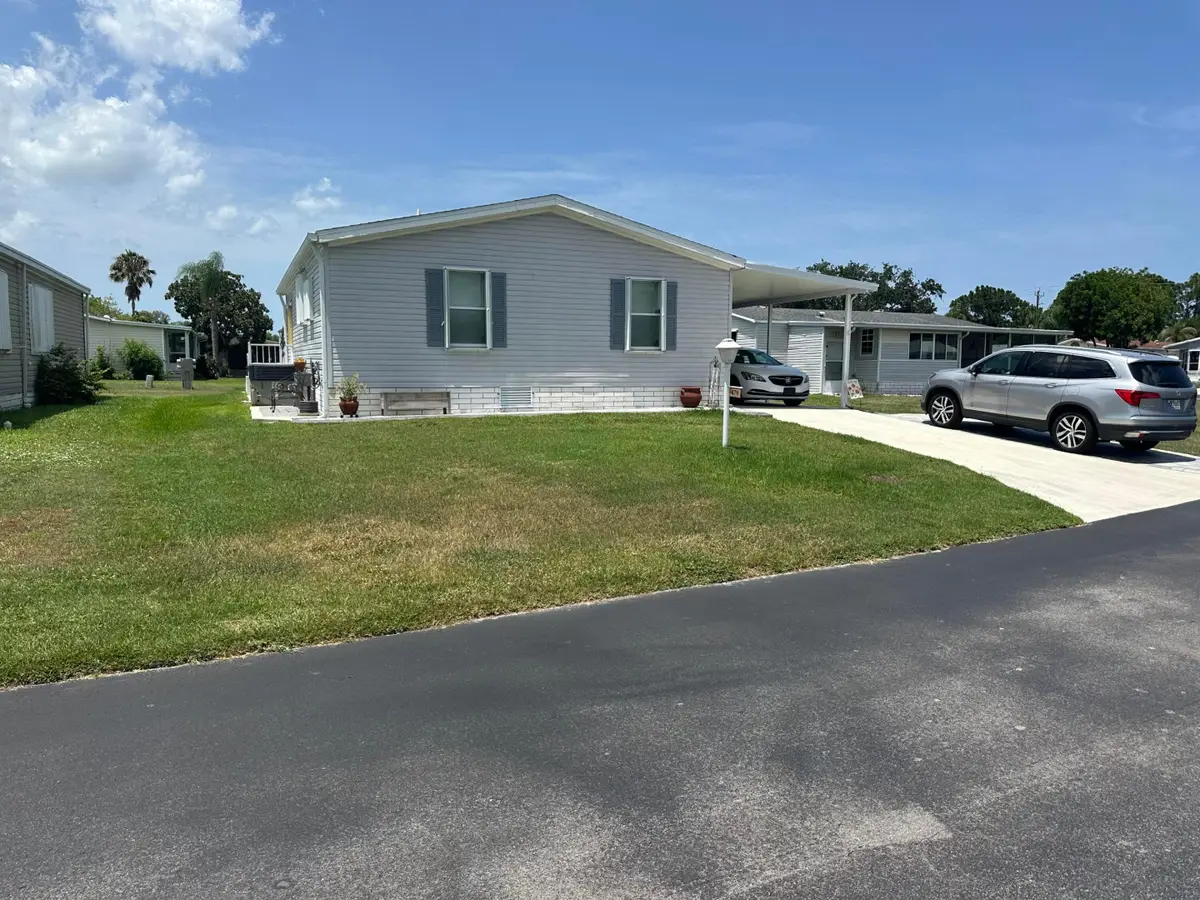 479 Tropical Isles Circle #F-18, Fort Pierce, FL 34982 - #1