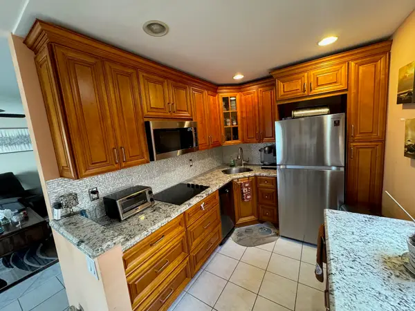 669 Burgundy N, Delray Beach, FL 33484