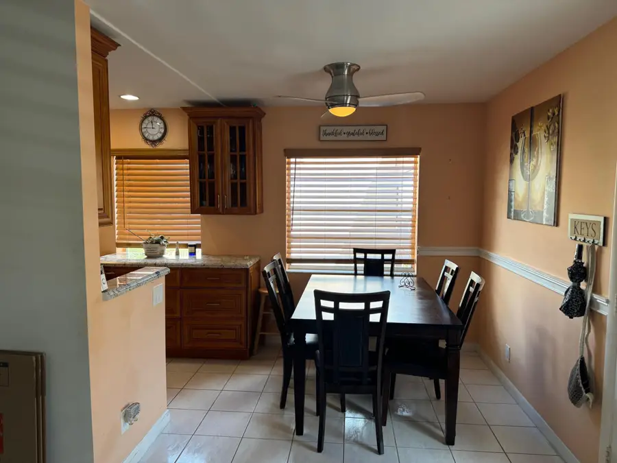 669 Burgundy N, Delray Beach, FL 33484 - #2