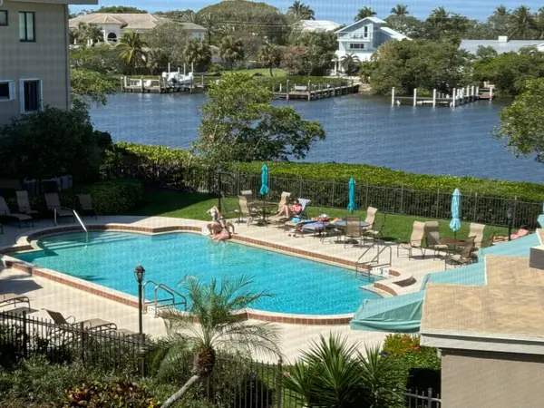 3605 S Ocean Boulevard #311, South Palm Beach, FL 33480