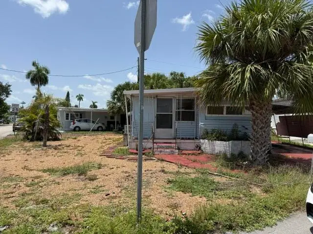 8500 SW 15th Court, Davie, FL 33324 - #1