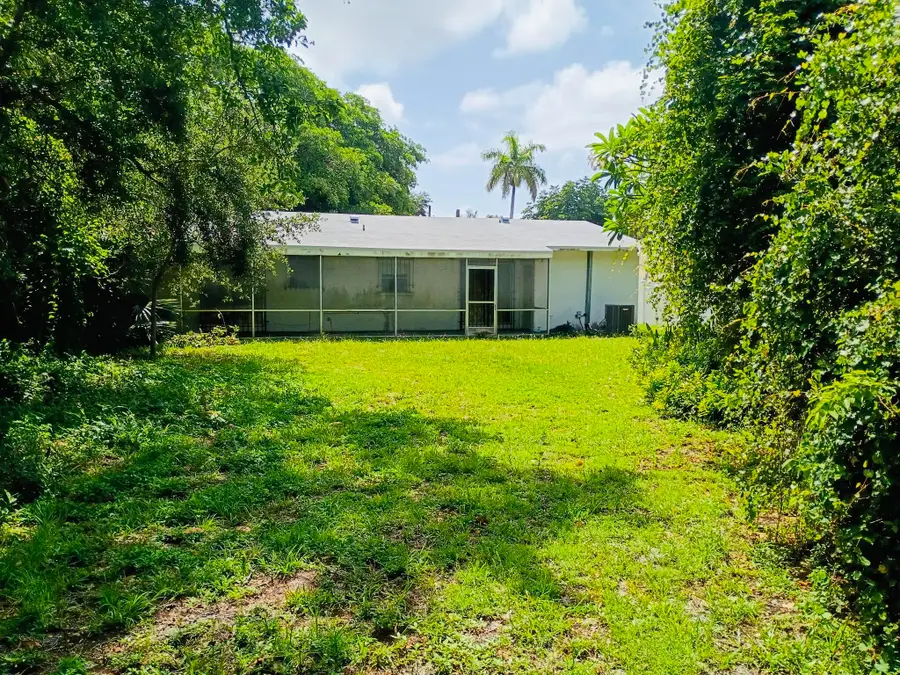 15250 NE 2nd Avenue, Miami, FL 33162 - #2