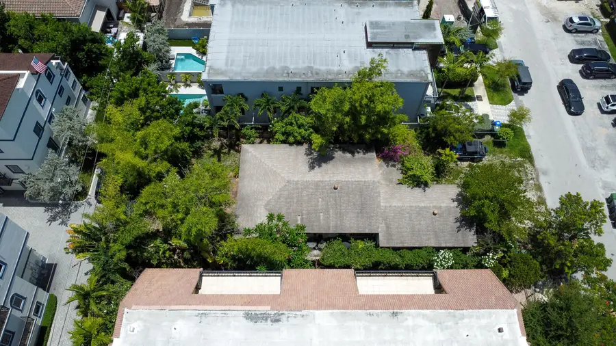 640 NE 8th Avenue, Fort Lauderdale, FL 33304 - #3