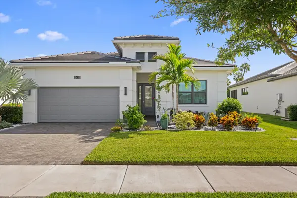 5432 Saint Armands Way, Westlake, FL 33470