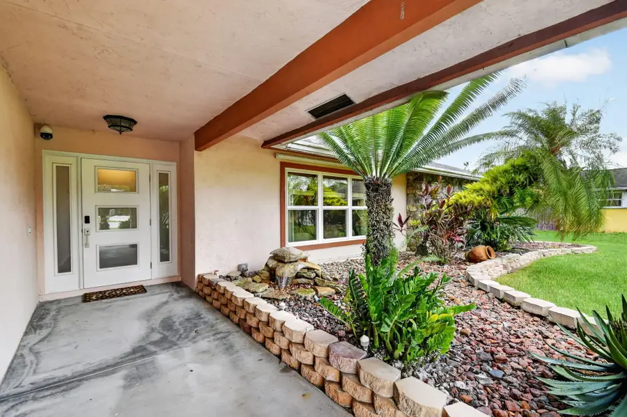 93 Santa Monica Avenue, Royal Palm Beach, FL 33411 - #3