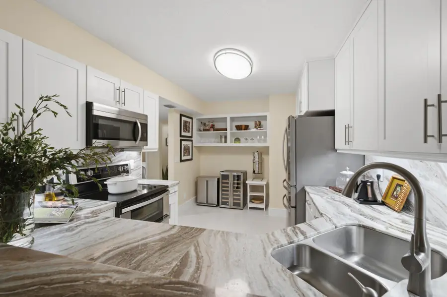 7232 Fairfax Drive #205, Tamarac, FL 33321 - #3