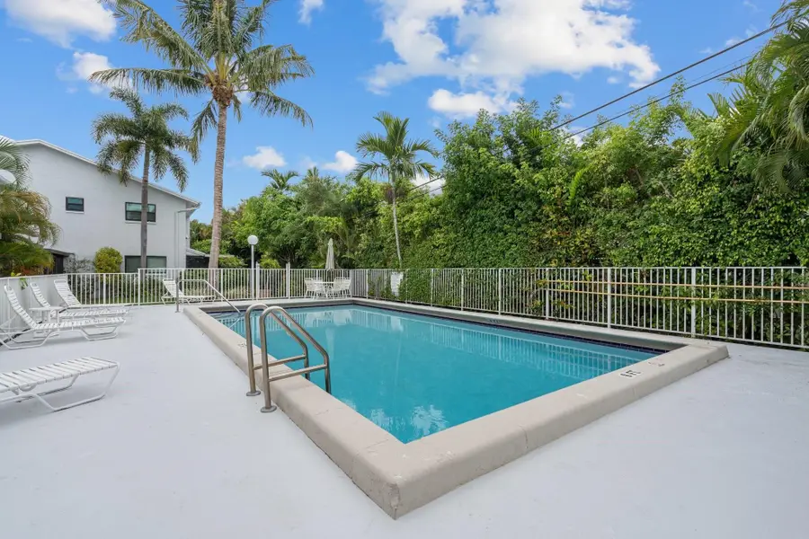 2116 NE 44th Street, Lighthouse Point, FL 33064 - #2