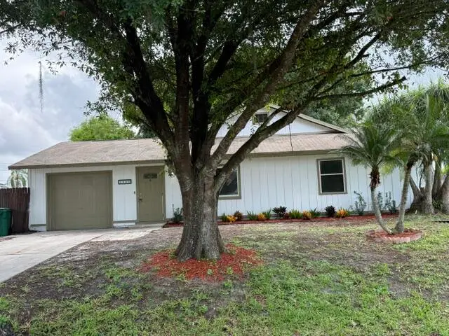 2008 SW Hampshire Lane, Port Saint Lucie, FL 34953 - #2
