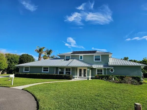 8289 SE Pilots Cove Terrace, Hobe Sound, FL 33455