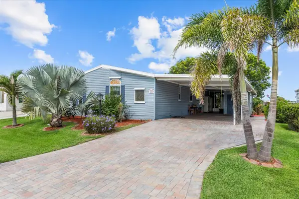 7933 Meadowlark Lane, Port St Lucie, FL 34952