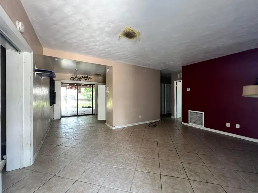 1732 NE 15th Avenue, Fort Lauderdale, FL 33305 - #3