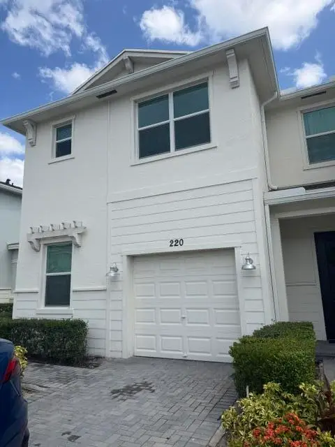 220 SE Woodbark Street, Port St Lucie, FL 34984