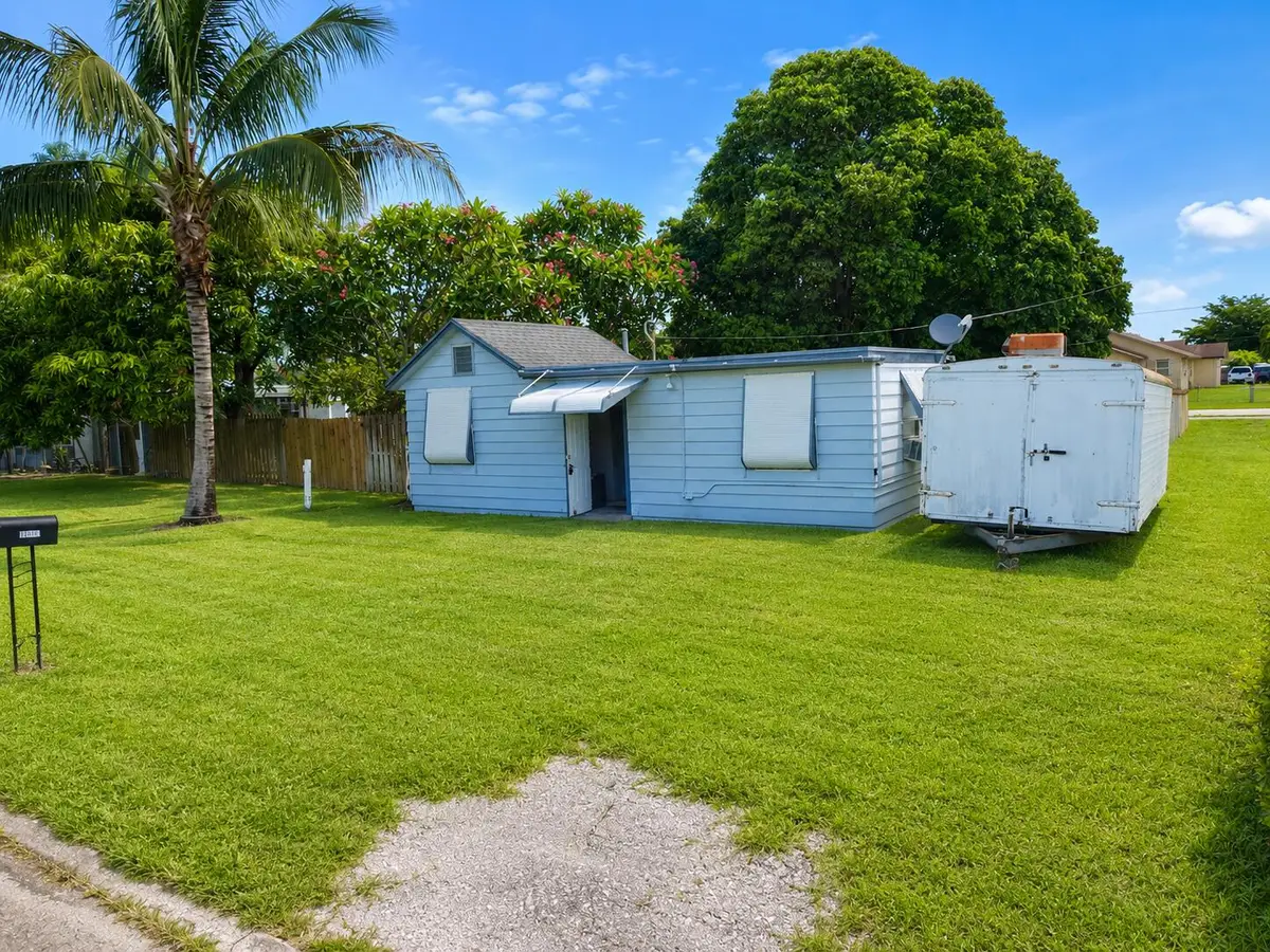 1198 Tangelo Avenue, West Palm Beach, FL 33406 - #1