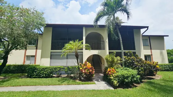 4807 Sable Pine Circle #B1, West Palm Beach, FL 33417
