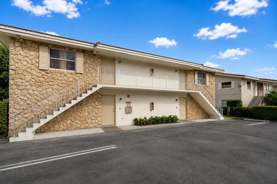 4341 Riverside Drive #A-D, Coral Springs, FL 33065 - #2