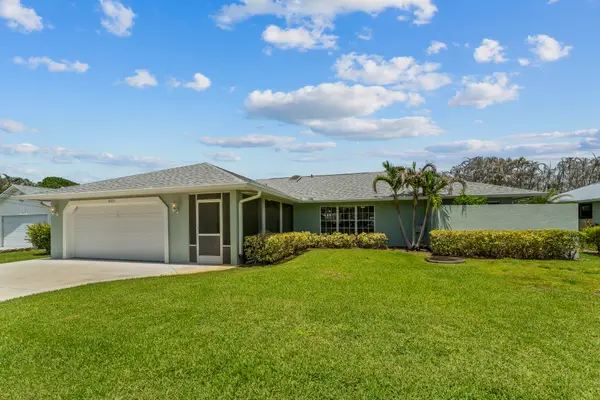 1423 SE Pitcher Road, Port St Lucie, FL 34952