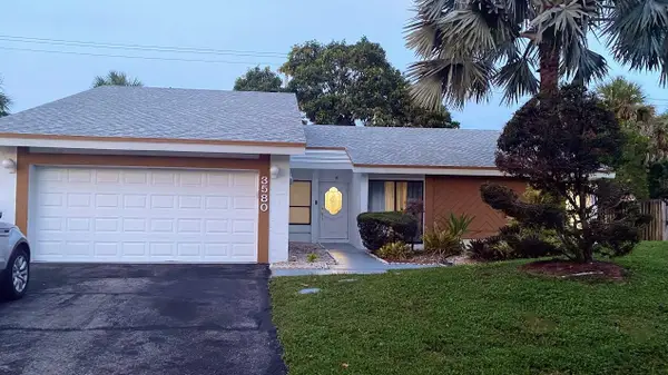 3580 NW 73rd Avenue, Lauderhill, FL 33319