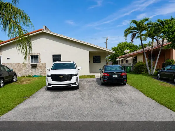 1115 NE 1st Court #B, Hallandale Beach, FL 33009