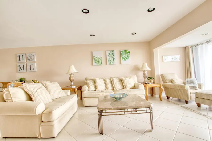4272 D Este Court #305, Lake Worth, FL 33467 - #2