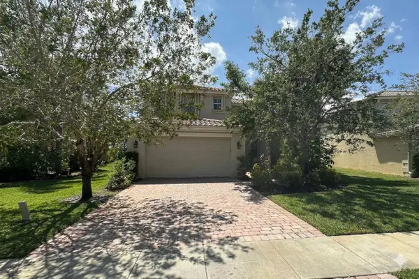 2709 Pienza Circle, Royal Palm Beach, FL 33411
