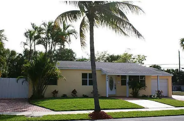 324 Bunker Ranch Road, West Palm Beach, FL 33405