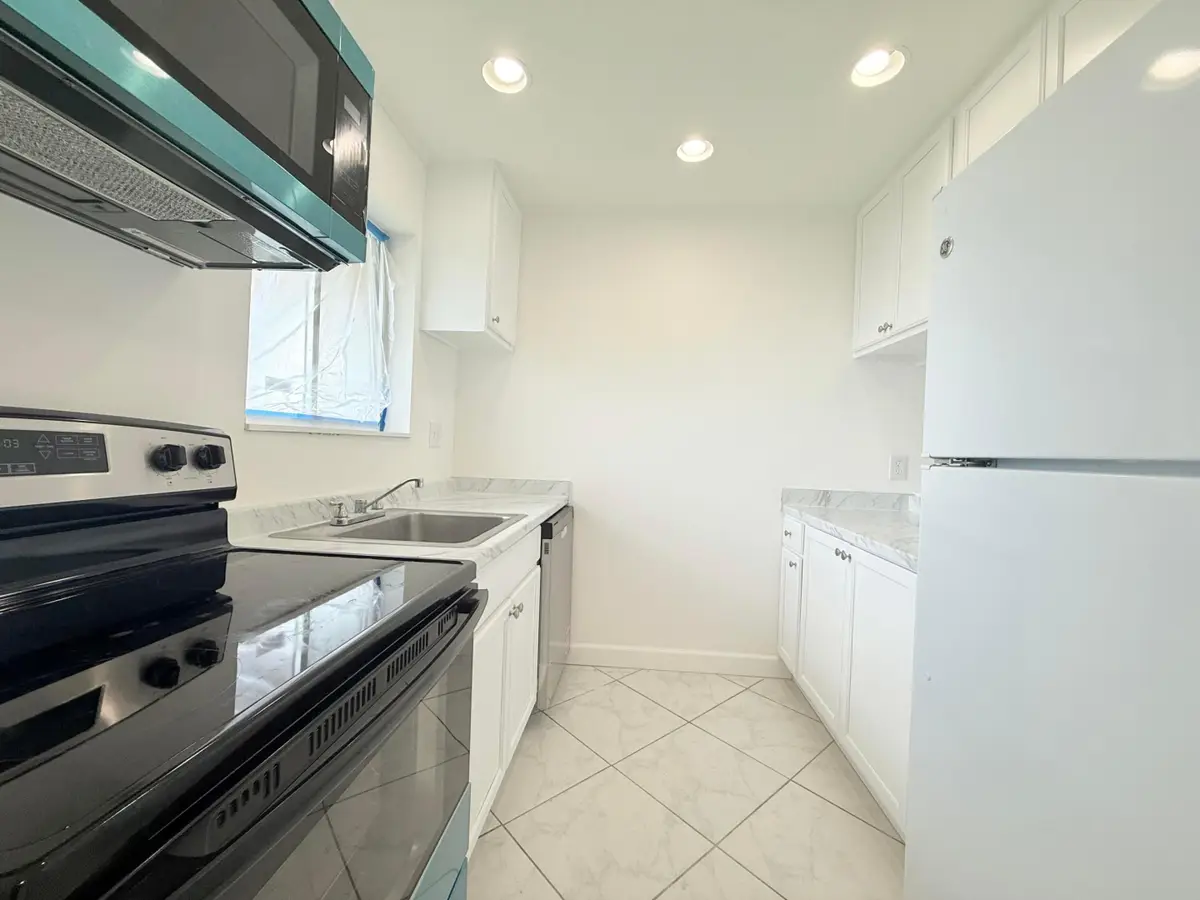 6106 Forest Hill Boulevard #204, West Palm Beach, FL 33415 - #1