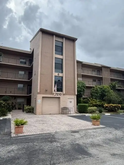 7210 Lake Cir Drive, Margate, FL 33063 - #1