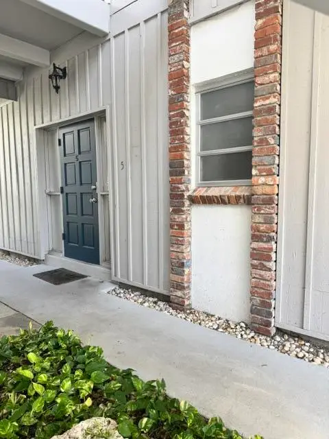 340 Orange Tree Drive, Atlantis, FL 33462