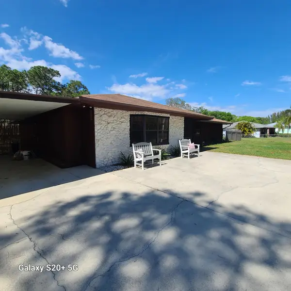 6015 Silver Oak Drive, Fort Pierce, FL 34982