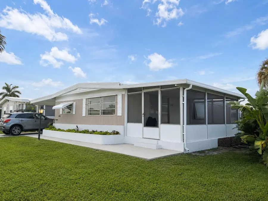 656 Sun Ray Court, Boynton Beach, FL 33436 - #3
