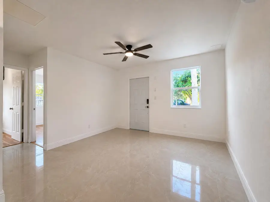 5264 NE 20th Avenue, Pompano Beach, FL 33064 - #3
