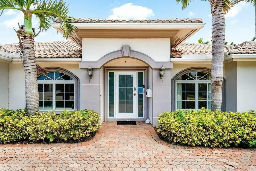 41 Castle Harbor Isle Drive, Fort Lauderdale, FL 33308 - #3