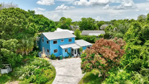 5707 Spruce Drive, Fort Pierce, FL 34982