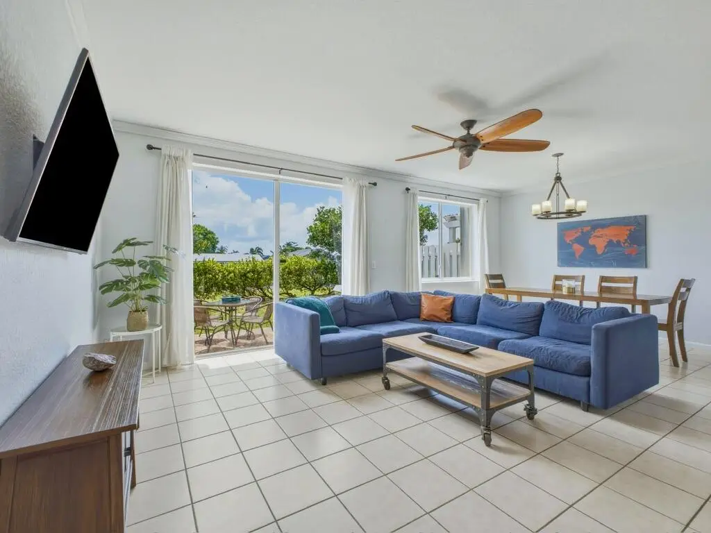 3028 N Evergreen Circle, Boynton Beach, FL 33426 - #1