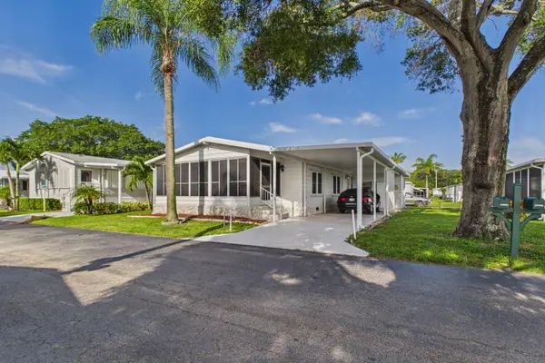 33009 Azua Bay, Boynton Beach, FL 33436