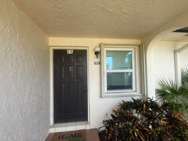 197 Lake Susan Lane, West Palm Beach, FL 33411 - #2