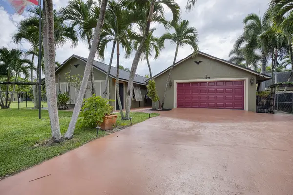 1672 Erie Terrace, Palm Springs, FL 33406