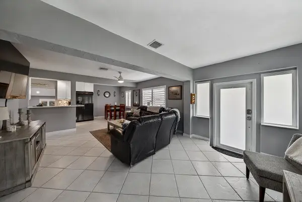 800 SW 19th Street, Fort Lauderdale, FL 33315