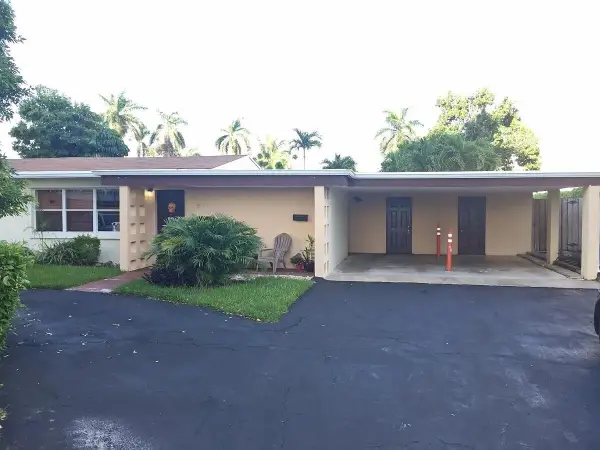2713 NE 33rd Avenue #1-2, Fort Lauderdale, FL 33308