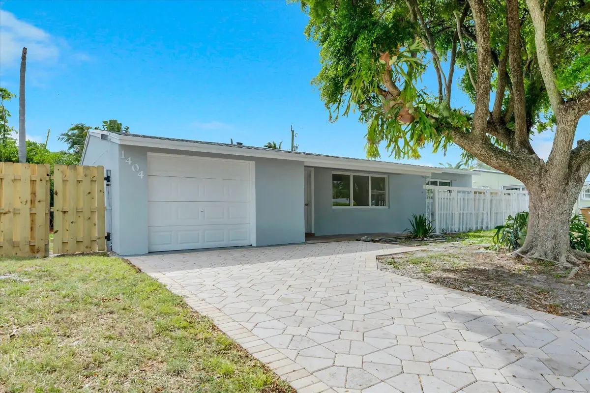 1404 SW 1st Avenue, Deerfield Beach, FL 33441 - #1