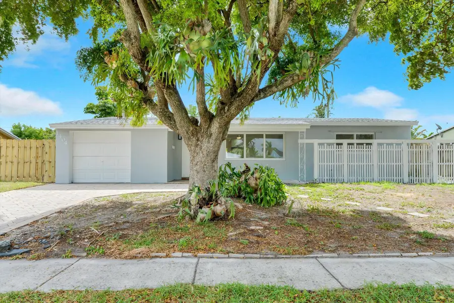 1404 SW 1st Avenue, Deerfield Beach, FL 33441 - #2